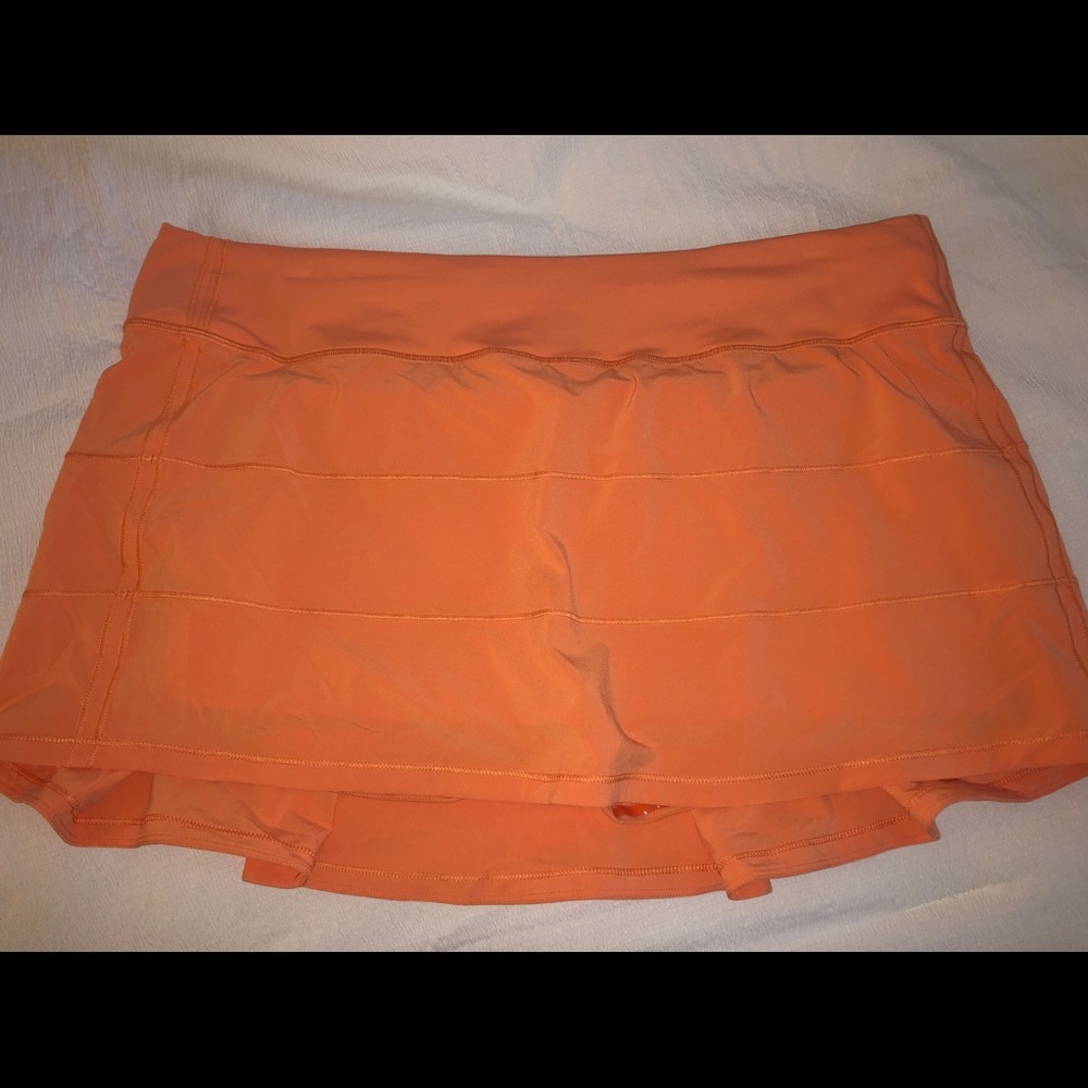 Brand new lulu skirt size 14